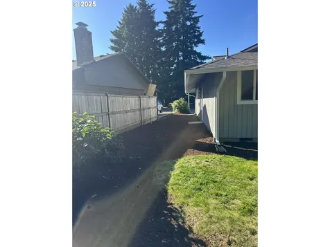 9905 NE Tanglewood Drive Vancouver WA 98664