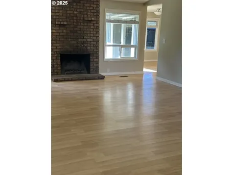 9905 NE Tanglewood Drive Vancouver WA 98664