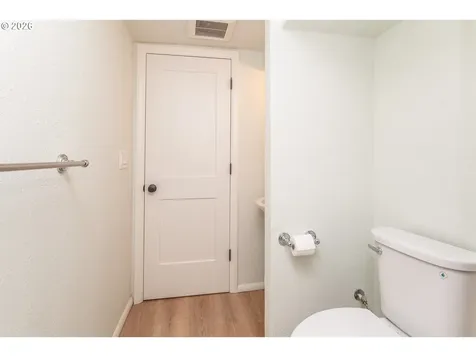 1842 SE 92nd Avenue Portland OR 97216