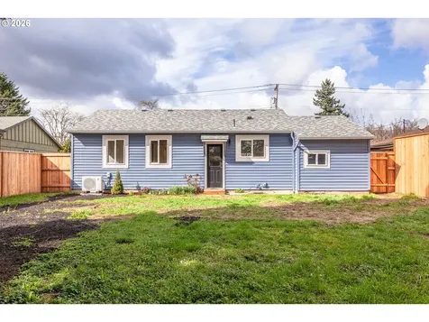 1842 SE 92nd Avenue Portland OR 97216