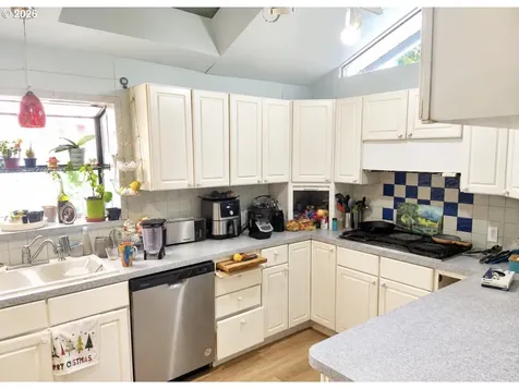 6905 SE Jennings Avenue Milwaukie OR 97267