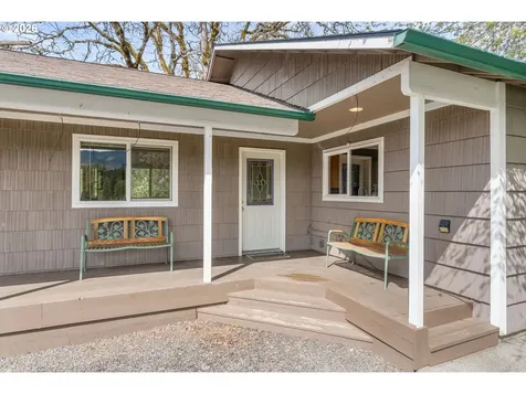 934 Highway 141 White Salmon WA 98672