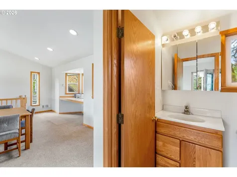 934 Highway 141 White Salmon WA 98672