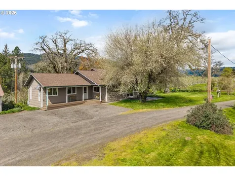 934 Highway 141 White Salmon WA 98672