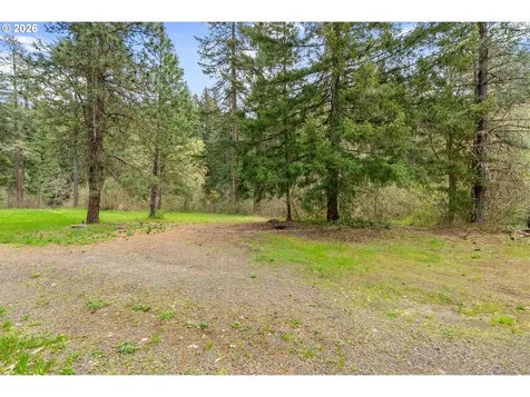 934 Highway 141 White Salmon WA 98672