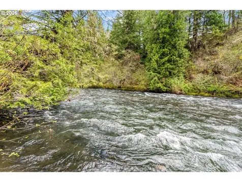 934 Highway 141 White Salmon WA 98672