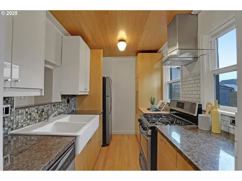 6906 N Denver Avenue Portland OR 97217