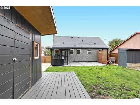 6906 N Denver Avenue Portland OR 97217