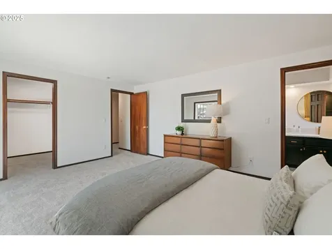 2845 SW Raleighview Drive Portland OR 97225