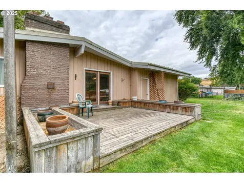 4211 SW Broadlane Avenue Pendleton OR 97801
