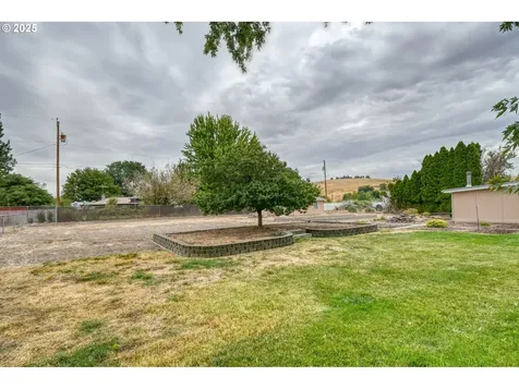 4211 SW Broadlane Avenue Pendleton OR 97801
