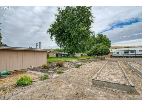 4211 SW Broadlane Avenue Pendleton OR 97801