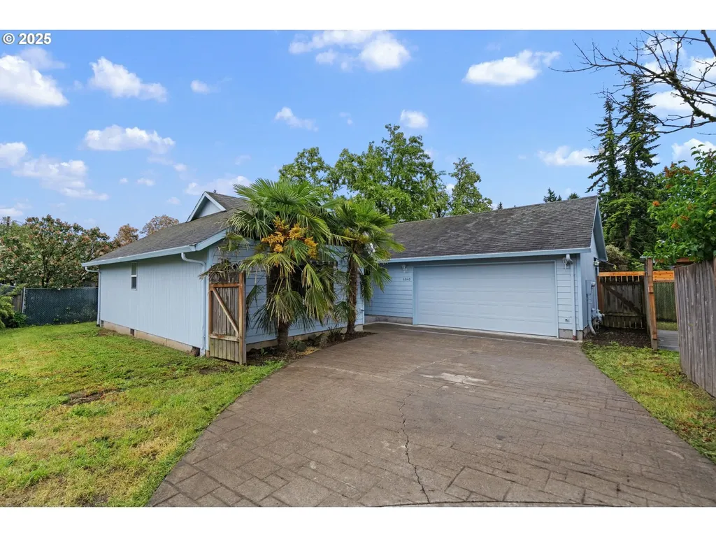 6040 SE Harney Street Portland OR 97206