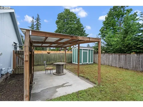 6040 SE Harney Street Portland OR 97206