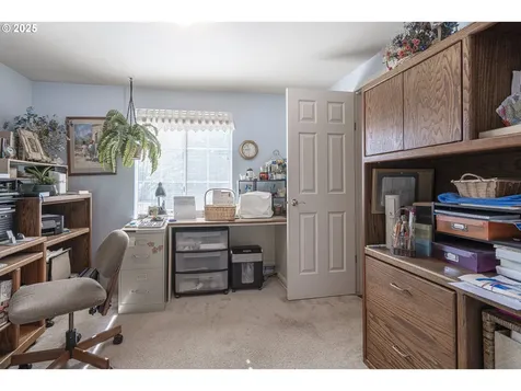 817 Woodland Avenue Woodburn OR 97071