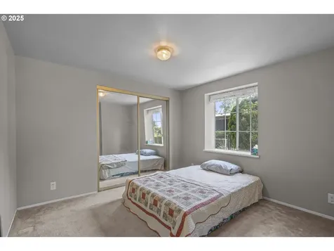 817 Woodland Avenue Woodburn OR 97071