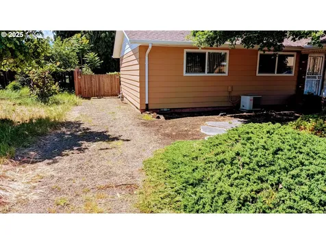4845 Elizabeth Street N Keizer OR 97303