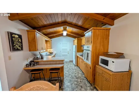 4845 Elizabeth Street N Keizer OR 97303