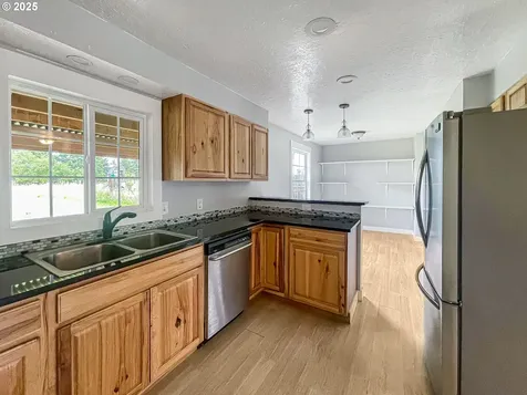 550 Crowfoot Road Lebanon OR 97355