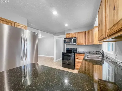 550 Crowfoot Road Lebanon OR 97355