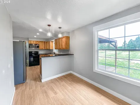 550 Crowfoot Road Lebanon OR 97355