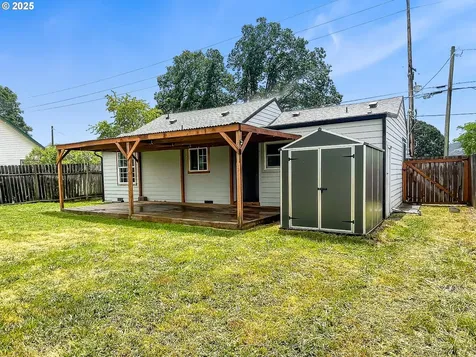 550 Crowfoot Road Lebanon OR 97355