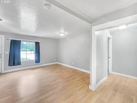 550 Crowfoot Road Lebanon OR 97355