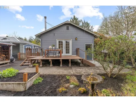 3755 NE Sumner Street Portland OR 97211