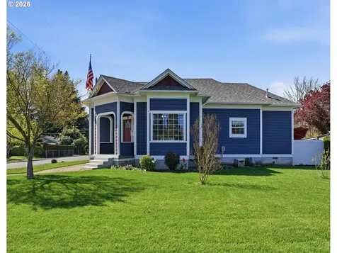 798 Young Street Woodburn OR 97071