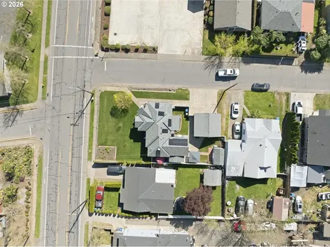 798 Young Street Woodburn OR 97071