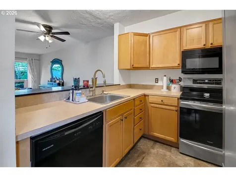 23931 NE Treehill Drive Wood Village OR 97060