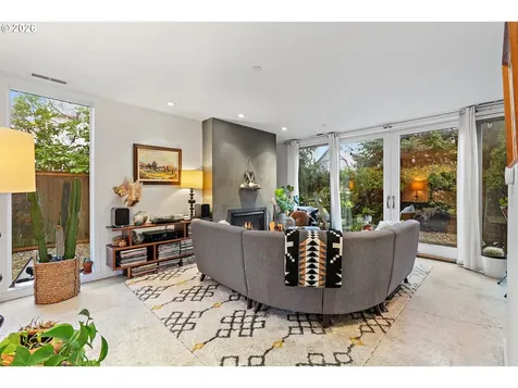 36 NE Stanton Street Portland OR 97212