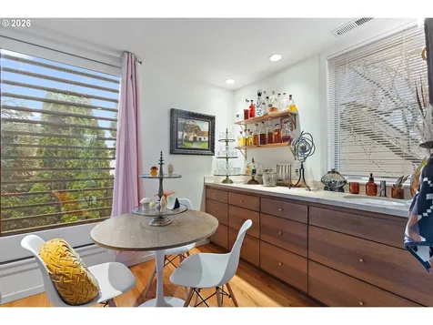 36 NE Stanton Street Portland OR 97212