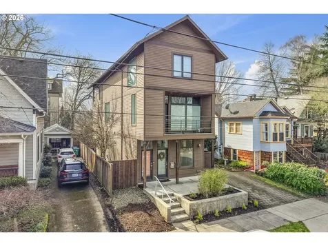 36 NE Stanton Street Portland OR 97212