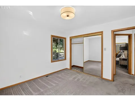 5715 NE 48th Avenue Portland OR 97218