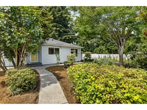 5715 NE 48th Avenue Portland OR 97218