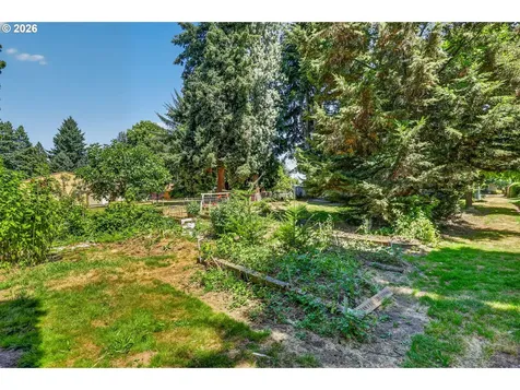 5715 NE 48th Avenue Portland OR 97218