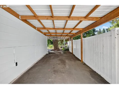 5715 NE 48th Avenue Portland OR 97218