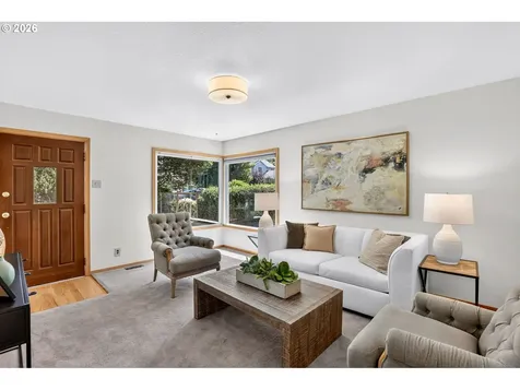 5715 NE 48th Avenue Portland OR 97218