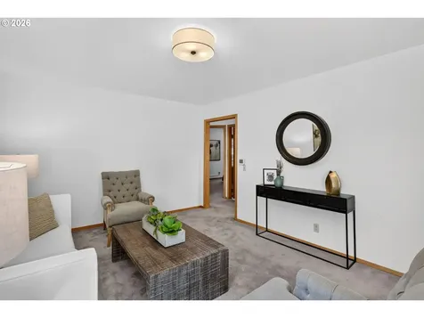5715 NE 48th Avenue Portland OR 97218