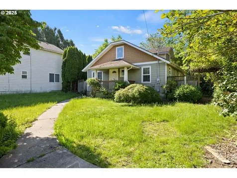 15016 NE Klickitat Street Portland OR 97230