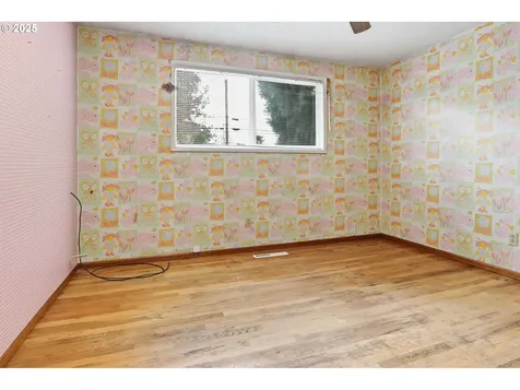 1769 SE Alder Street Hillsboro OR 97123
