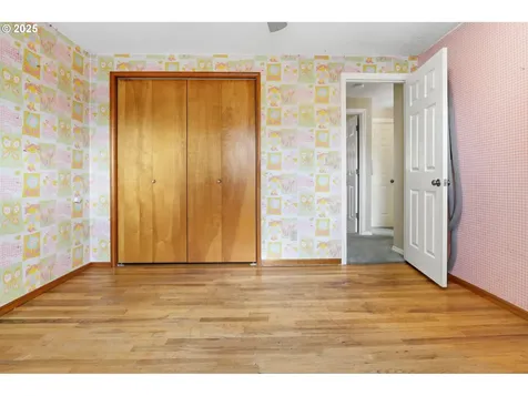 1769 SE Alder Street Hillsboro OR 97123