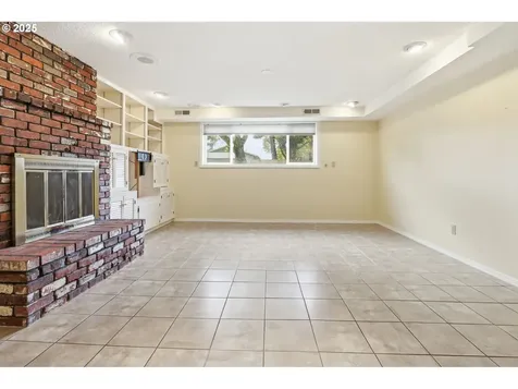 1769 SE Alder Street Hillsboro OR 97123