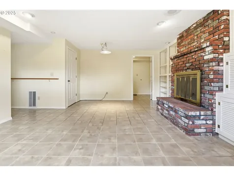 1769 SE Alder Street Hillsboro OR 97123