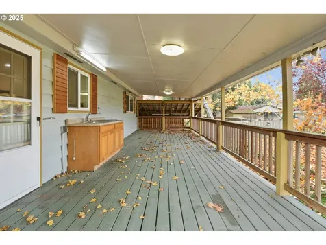 1769 SE Alder Street Hillsboro OR 97123