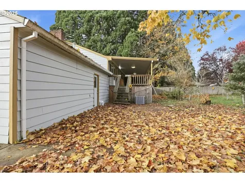 1769 SE Alder Street Hillsboro OR 97123