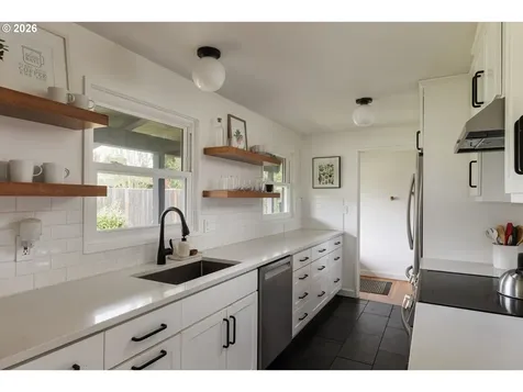 9720 SW Inglewood Place Portland OR 97225