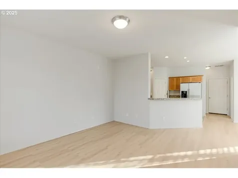 1268 SE Bacarra Street Hillsboro OR 97123