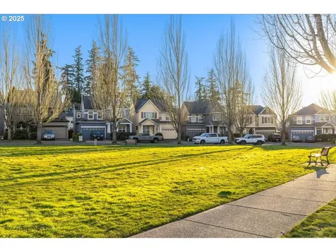 1268 SE Bacarra Street Hillsboro OR 97123